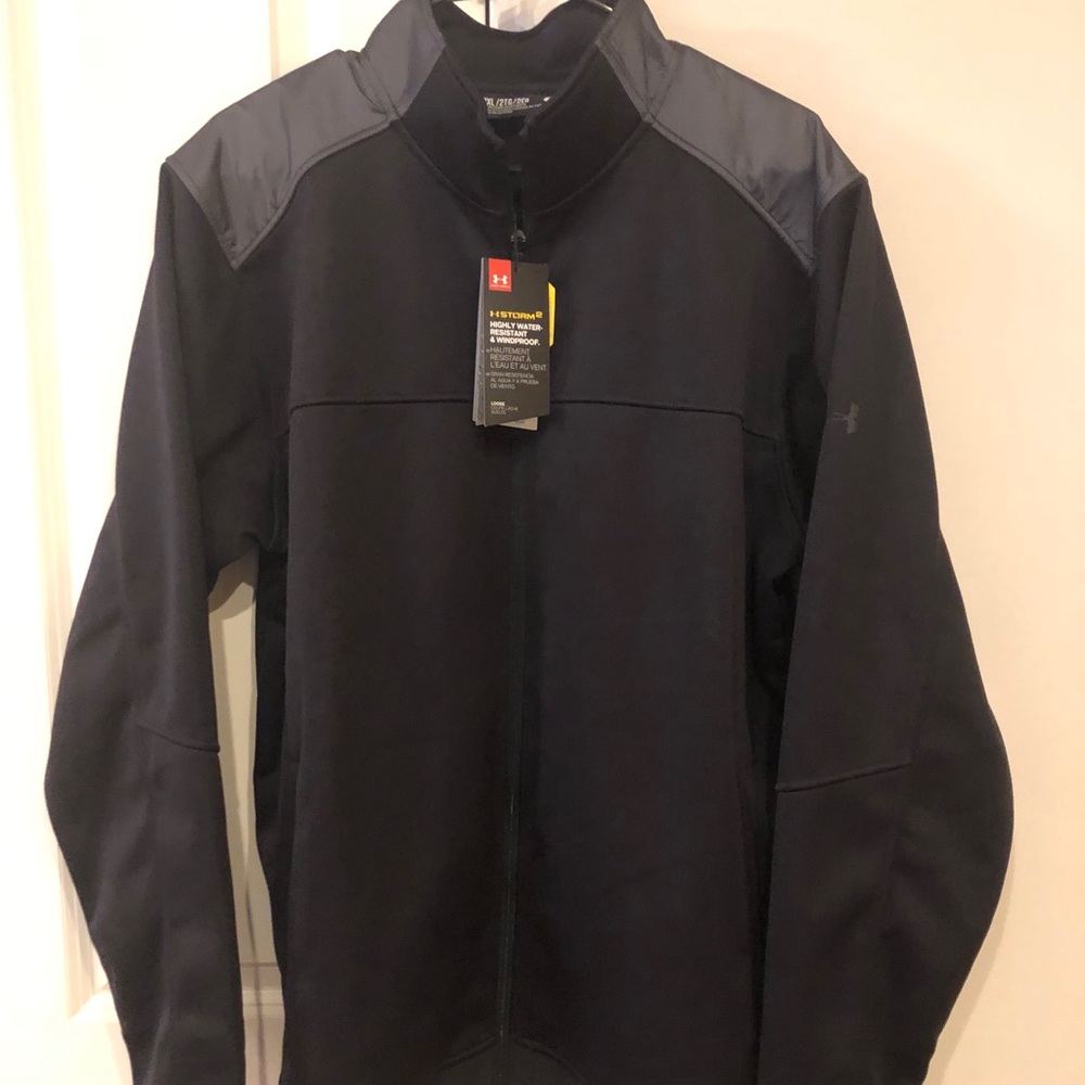 Brand new XXL Under Armour jacket. Storm2 Water Resistant and Windproof.